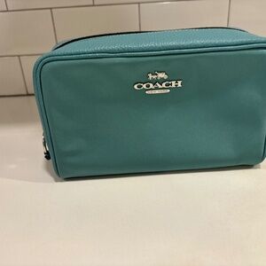 COACH Ellis Nylon Cosmetic Case in Blue Green/Silver C9956 - Gently Used